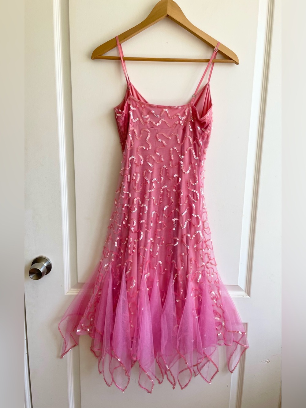Betsey Johnson Evening Vintage Y2K Dress Size 6  Handkerchief Hem Pink Sequins - Picture 2 of 8